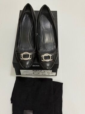 BOSS Hugo Boss "Chuck" Black Leather Buckle Pumps - Size 9